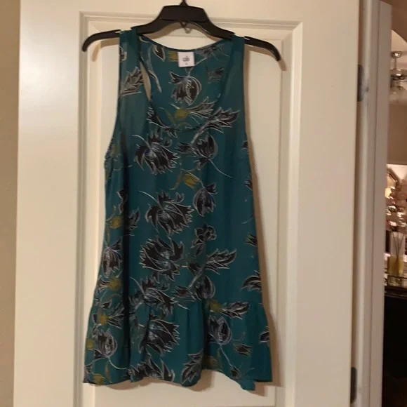 CAbi Green Top Size Medium - Picture 1 of 3